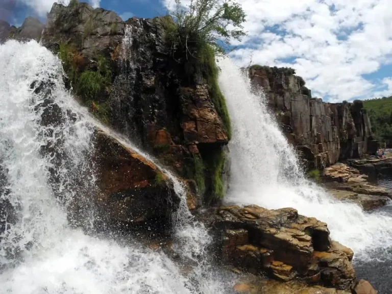 cachoeira dos couros
