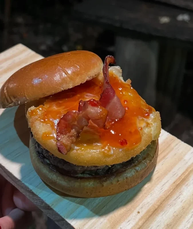 legião burguer sanduiche