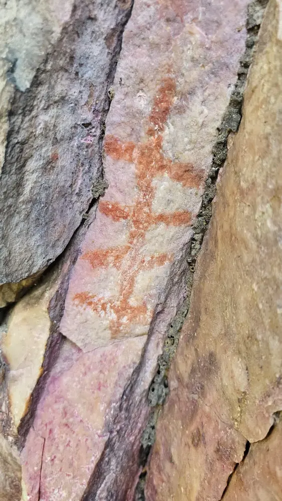 Pintura rupestre em Colinas do Sul