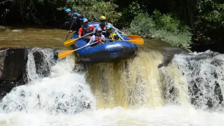 rafting rio das brancas em são joão d'aliança
